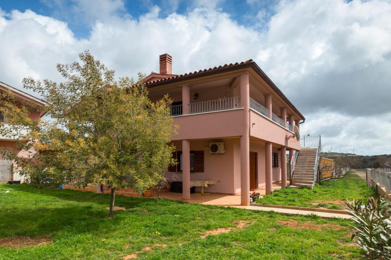 Apartments Ines Pula Exterior foto
