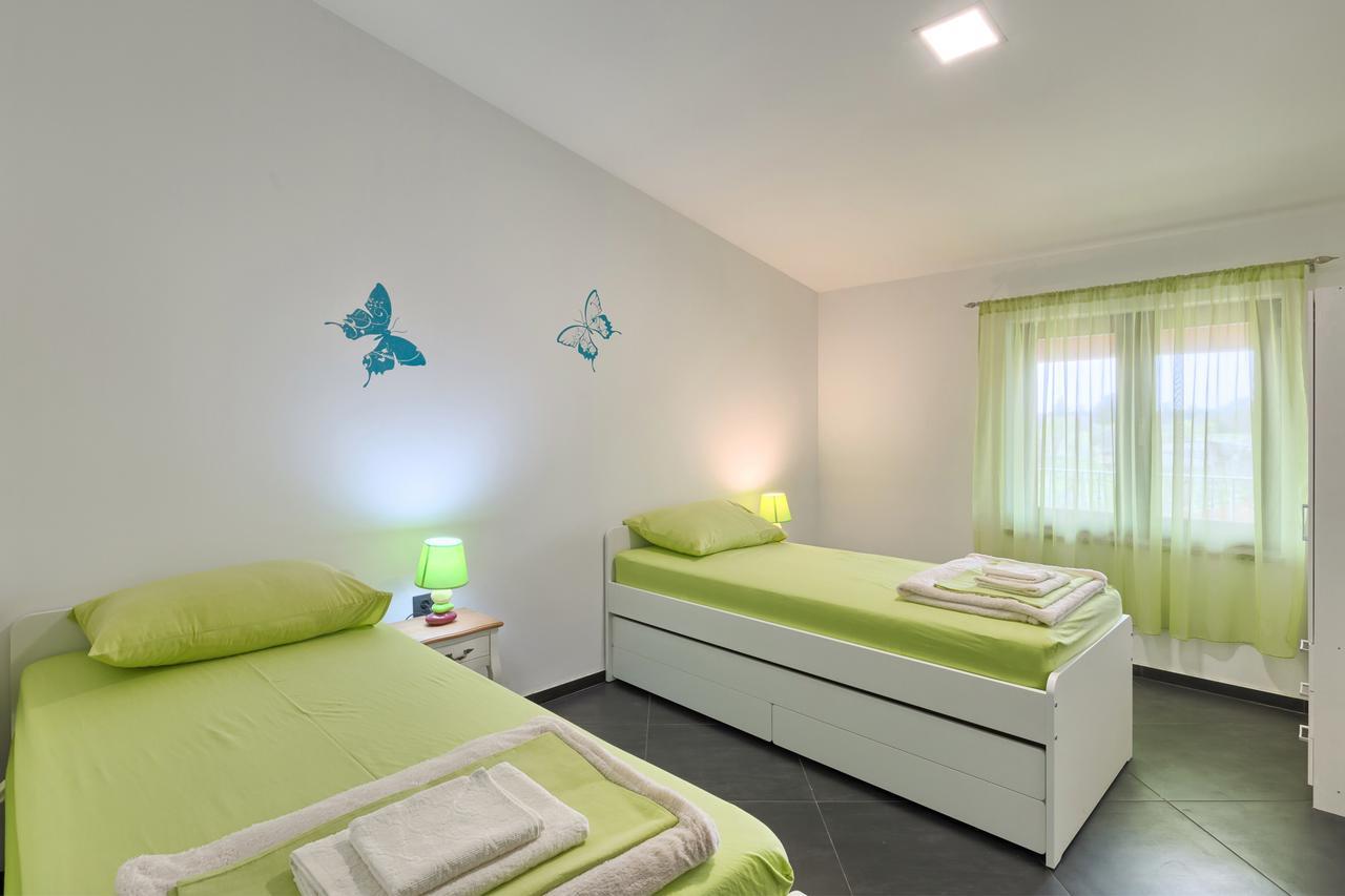 Apartments Ines Pula Exterior foto